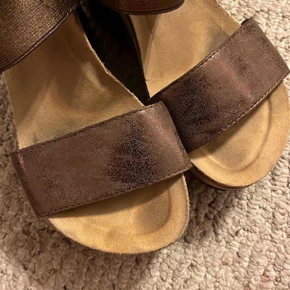 Pierre Dumas Wedges (Size 8 1/2) - Picture 12 of 13